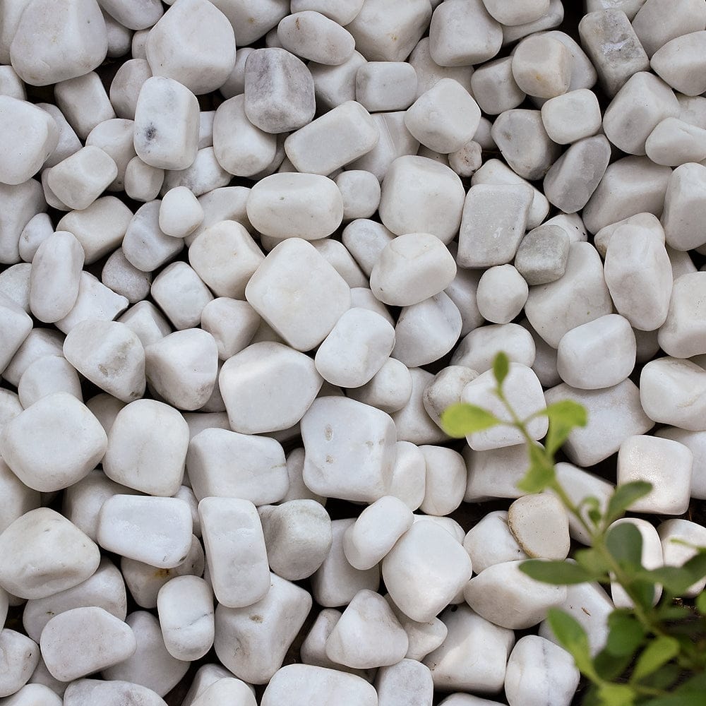 Sandstone Beige Garden Pebbles 25-50mm Mix Size