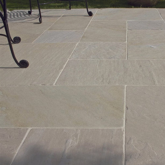 Mint Sandstone Beige Tumbled Paving Slabs